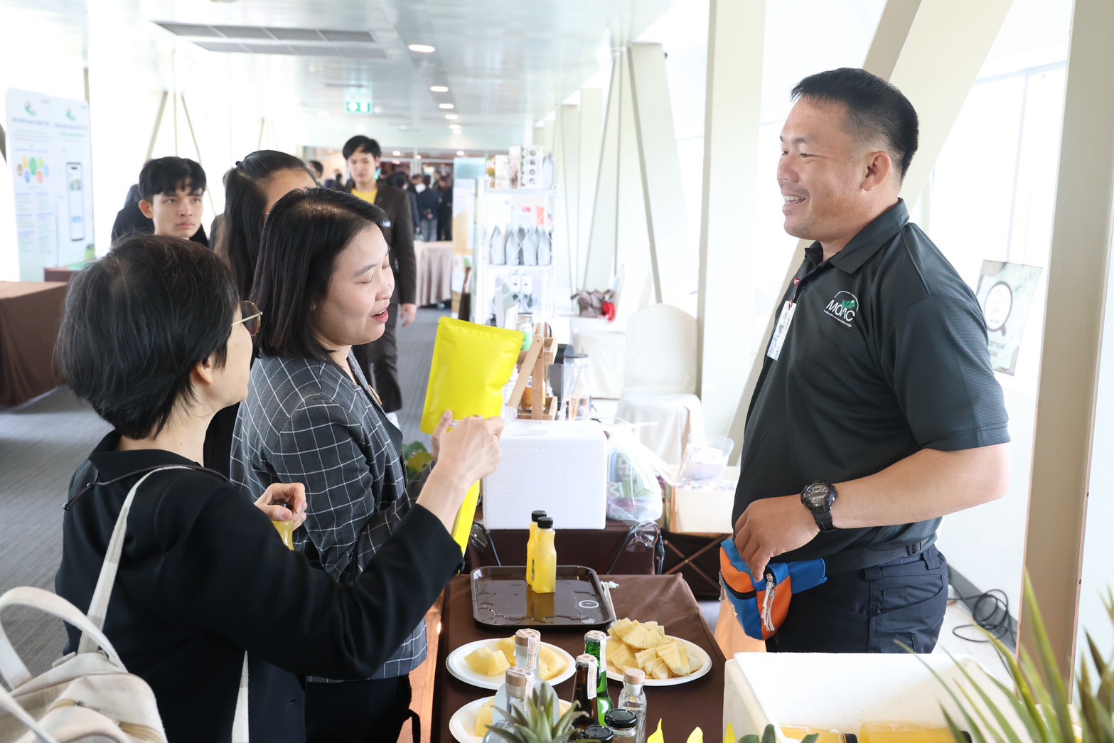 title - ส.ป.ก. ร่วมสัมมนาเชิงปฏิบัติการ ติดตามผลและให้คำแนะนำเชิงเทคนิคเยาวชนเกษตรที่ผ่านการฝึกงานจากญี่ปุ่น